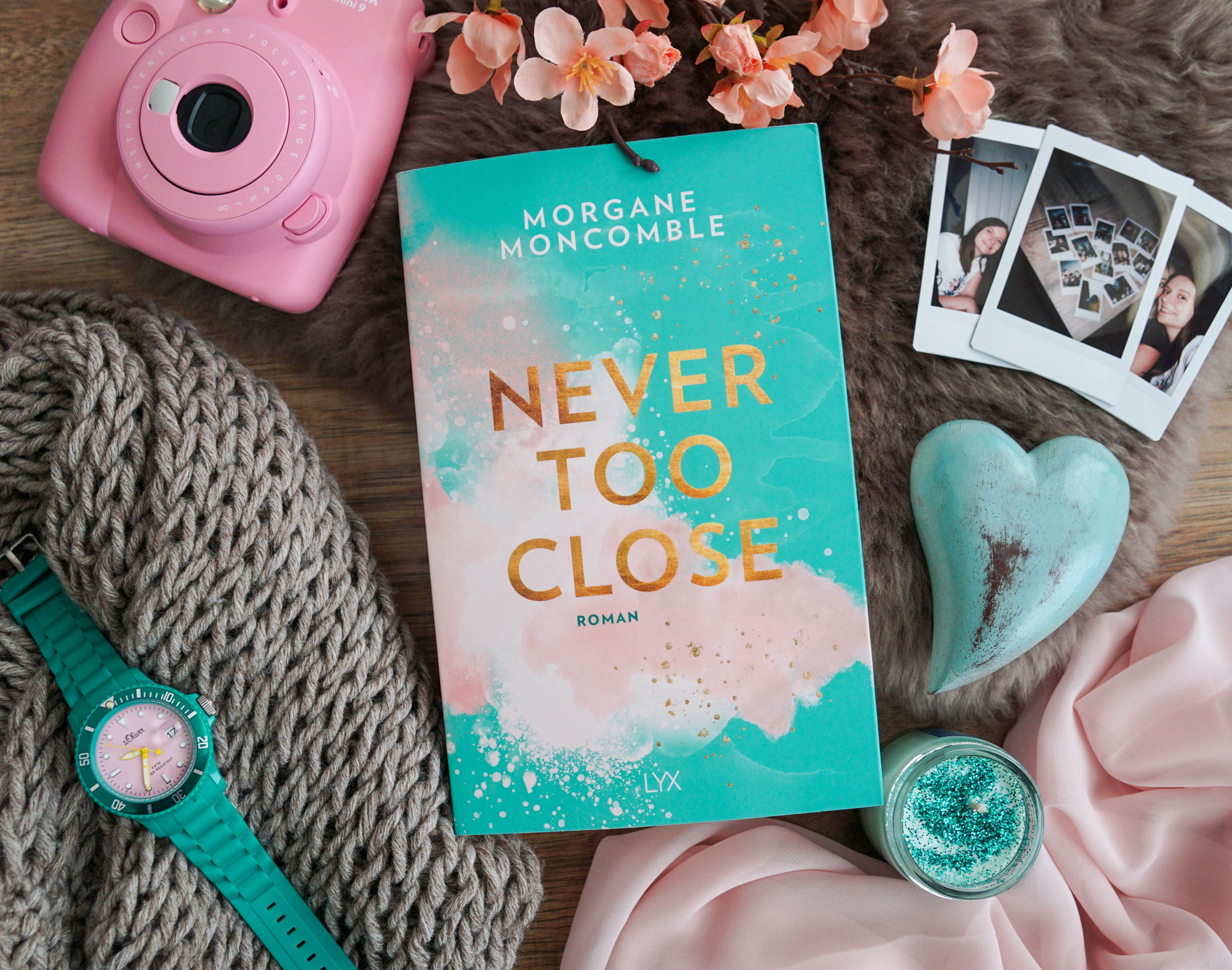 Never Too Close – Morgane Moncomble graphic